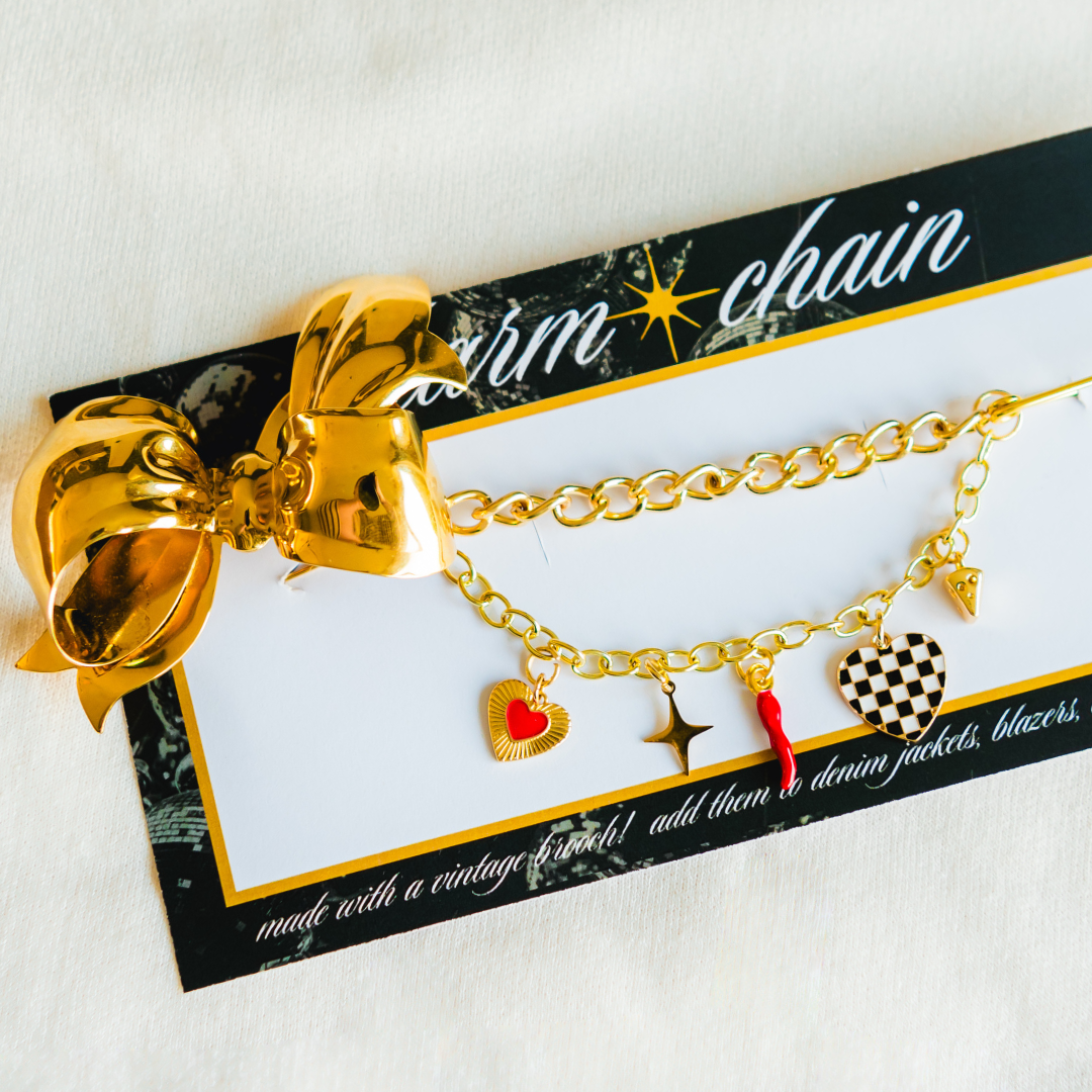 bow mama // charm chain with brooch
