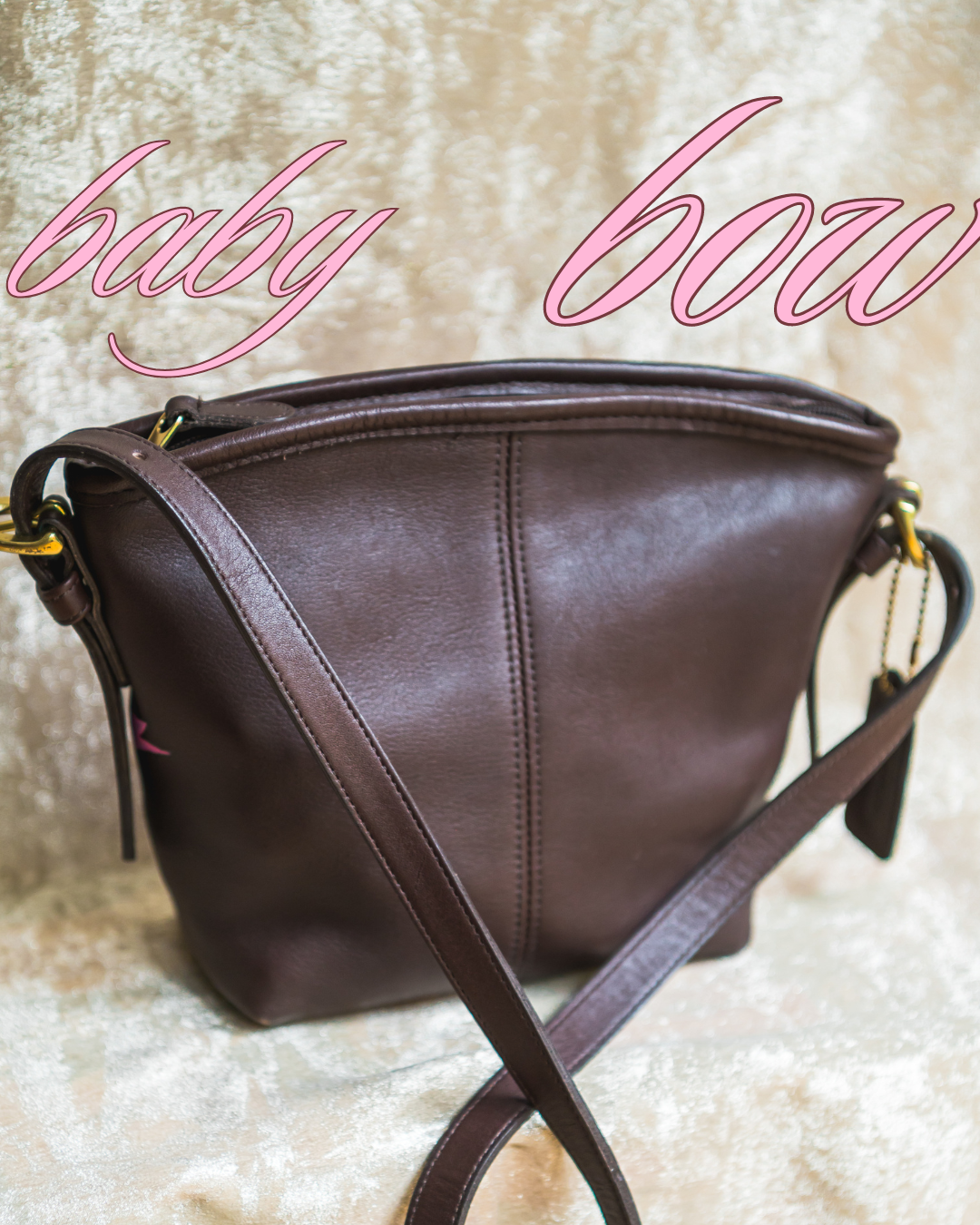 painted vintage coach shoulder bag - baby bow