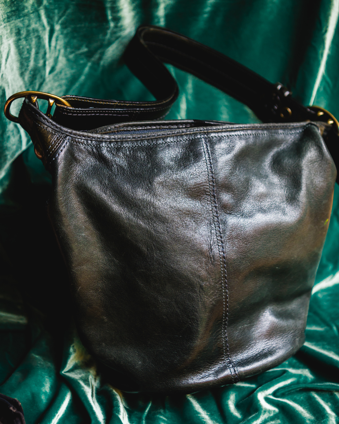 painted vintage coach shoulder bag - smoke hour